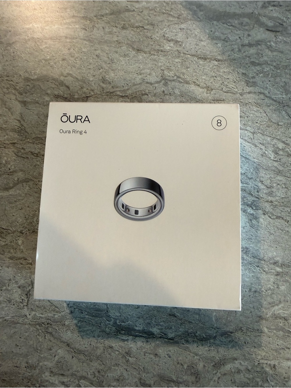 Oura Ring 4 Smart Ring in Silver by ŌURA